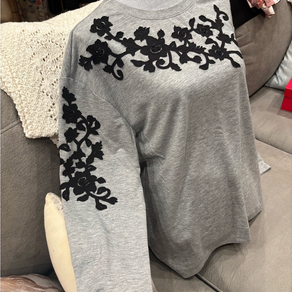 Beaded Embellished Floral Appliqué Crewneck Top - Gray with Black Accents - Picture 2 of 5